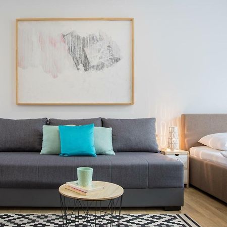 Apartmani Mursa โอซีเยก ภายนอก รูปภาพ