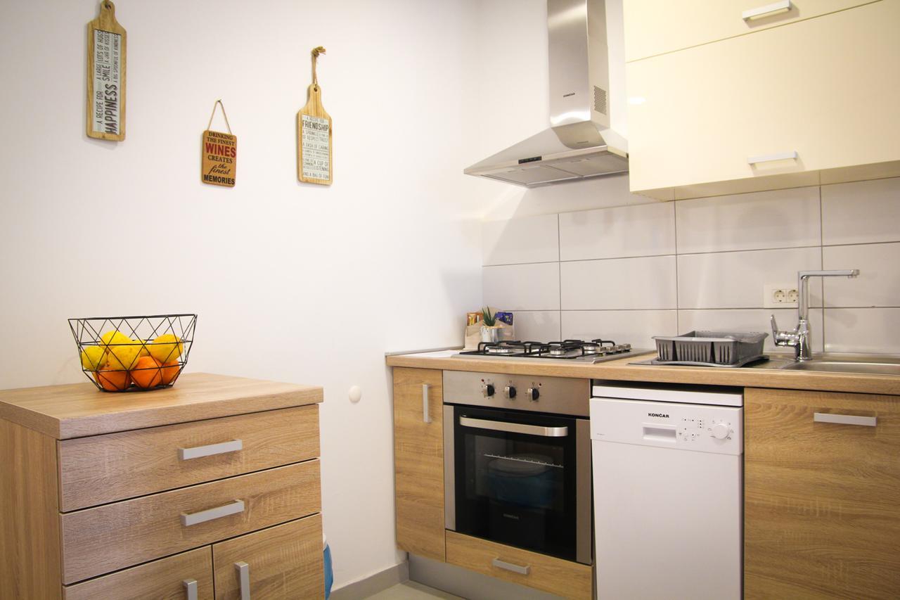Apartmani Mursa โอซีเยก ภายนอก รูปภาพ