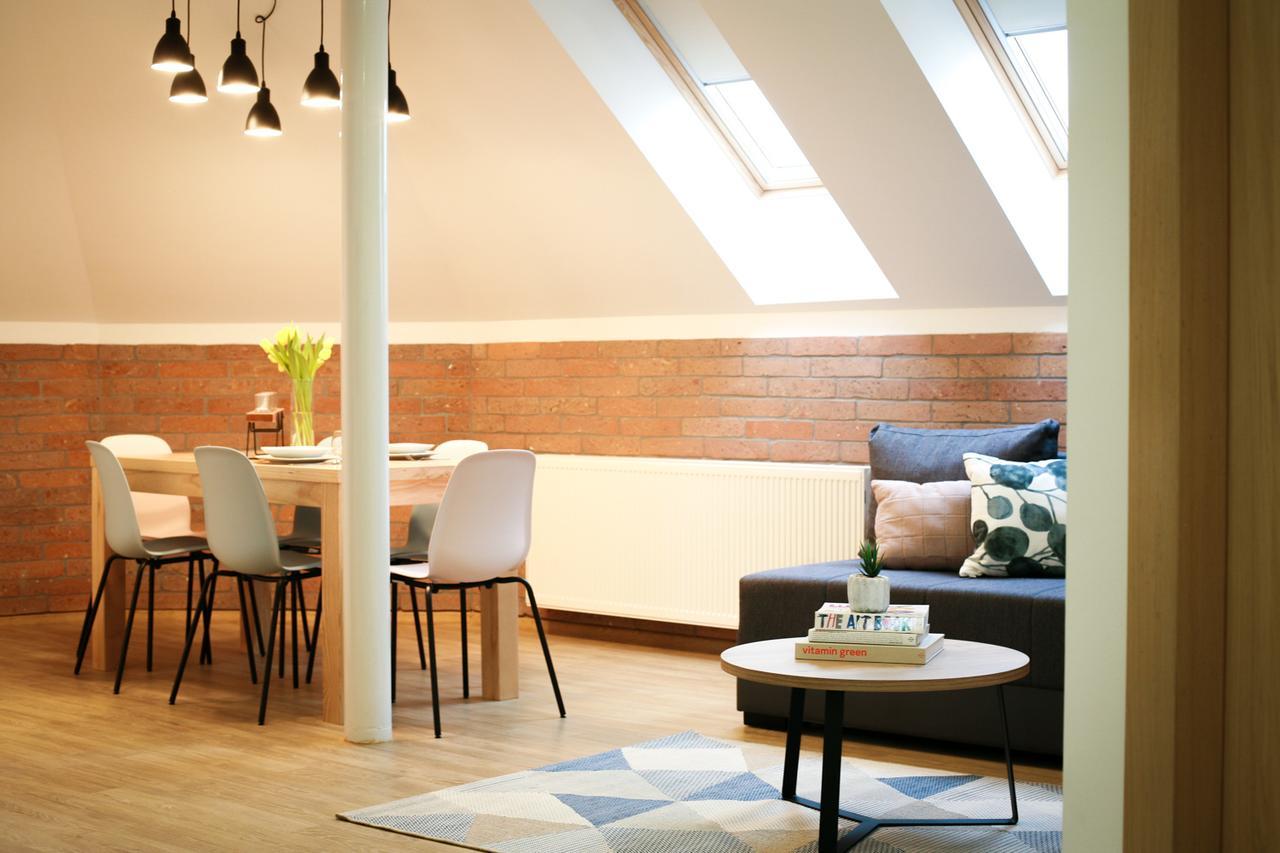 Apartmani Mursa โอซีเยก ภายนอก รูปภาพ