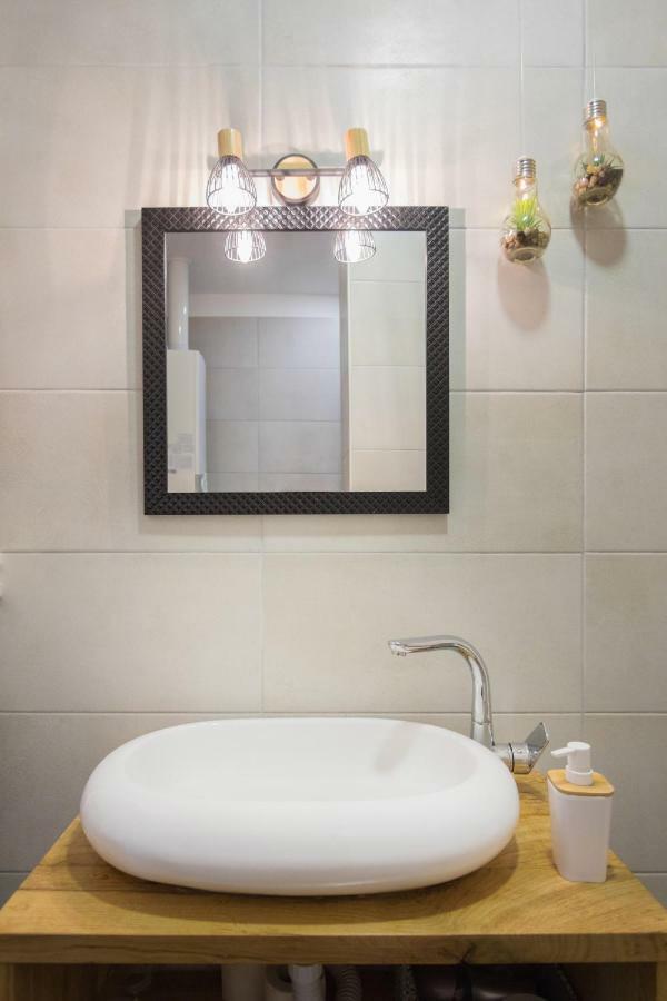 Apartmani Mursa โอซีเยก ภายนอก รูปภาพ